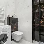 Przestronny Z Parkingiem We Wladyslawowie By Renters Apartamento Władysławowo