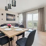 Przestronny Z Parkingiem We Wladyslawowie By Renters Apartamento