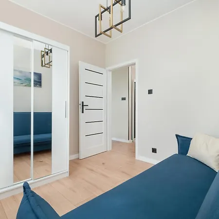 Przestronny Z Parkingiem We Władysławowie By Renters *