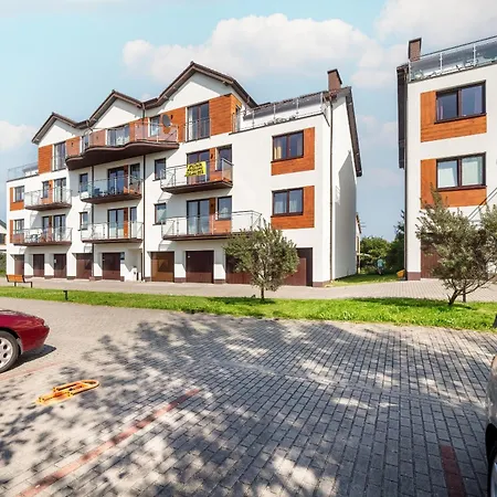 Przestronny Z Parkingiem We Wladyslawowie By Renters Apartamento *